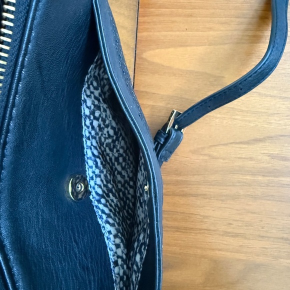 Steve Madden Crossbody Purse - Picture 6 of 6